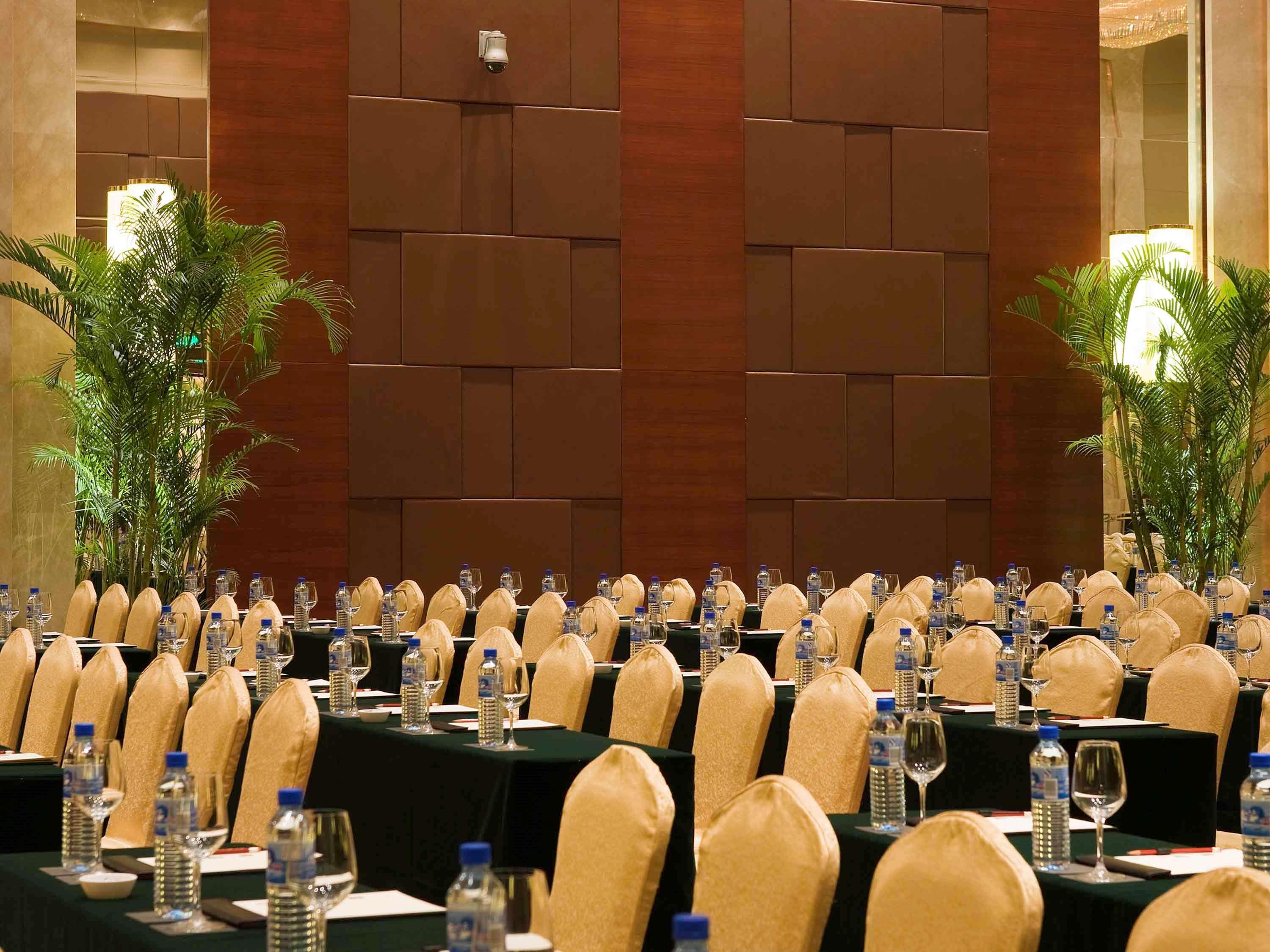 Sofitel Ningbo Hotel Екстериор снимка