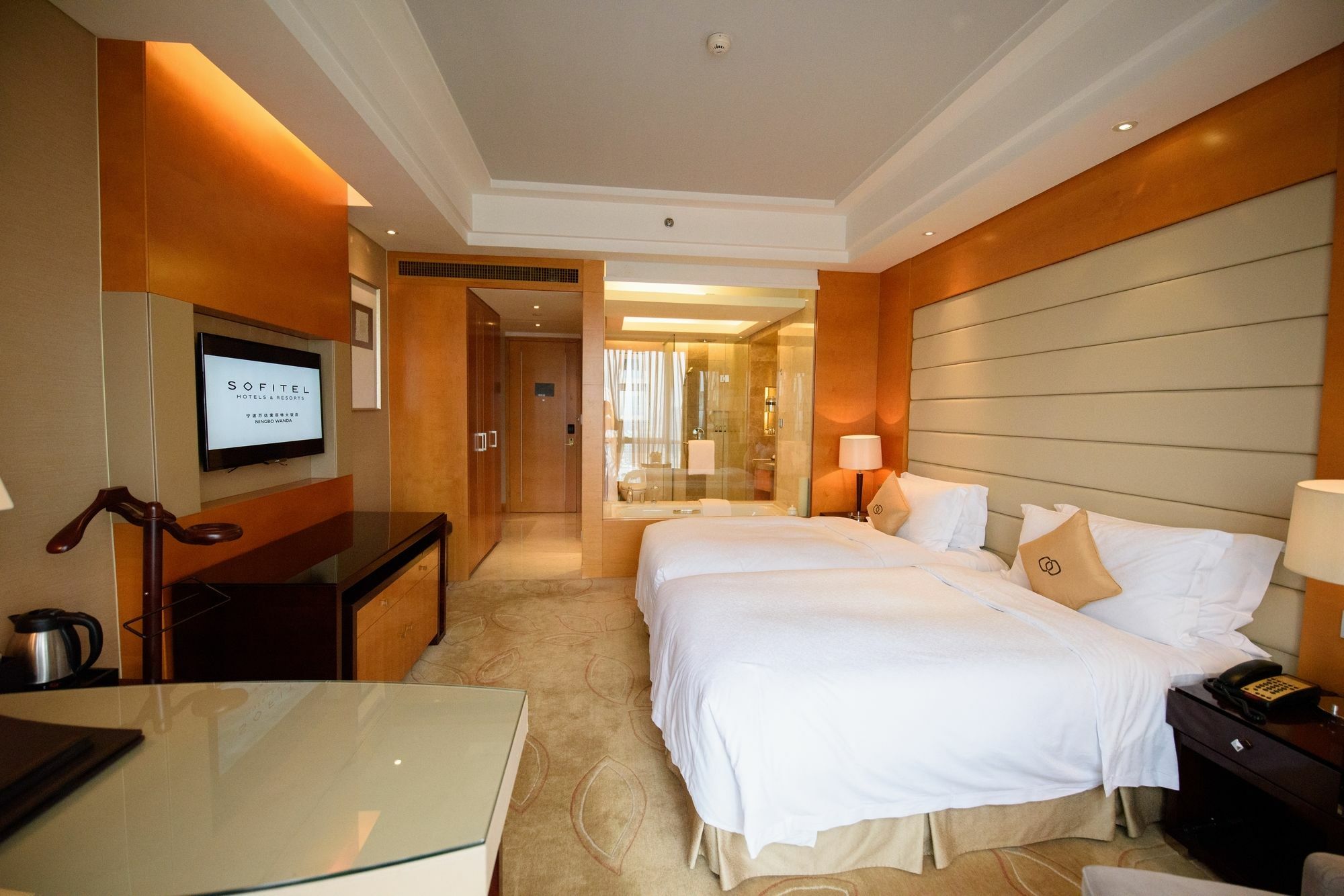 Sofitel Ningbo Hotel Екстериор снимка